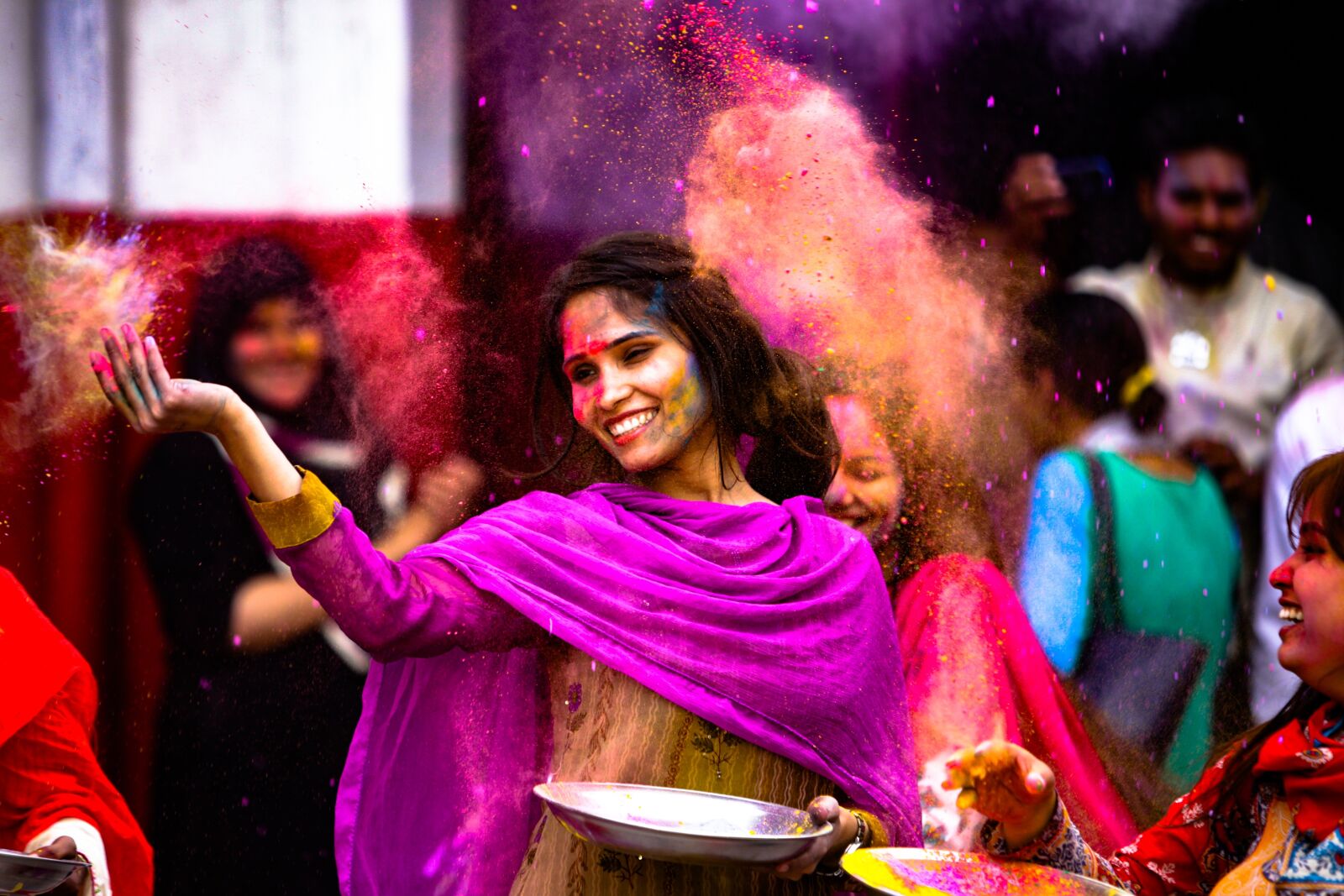 Canon EF 70-200mm F2.8L IS USM sample photo. Holi, girl, indian photography