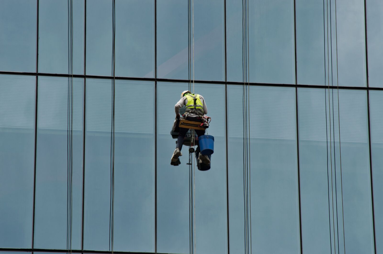 Nikon D3200 sample photo. Bogota, colombia, glass photography