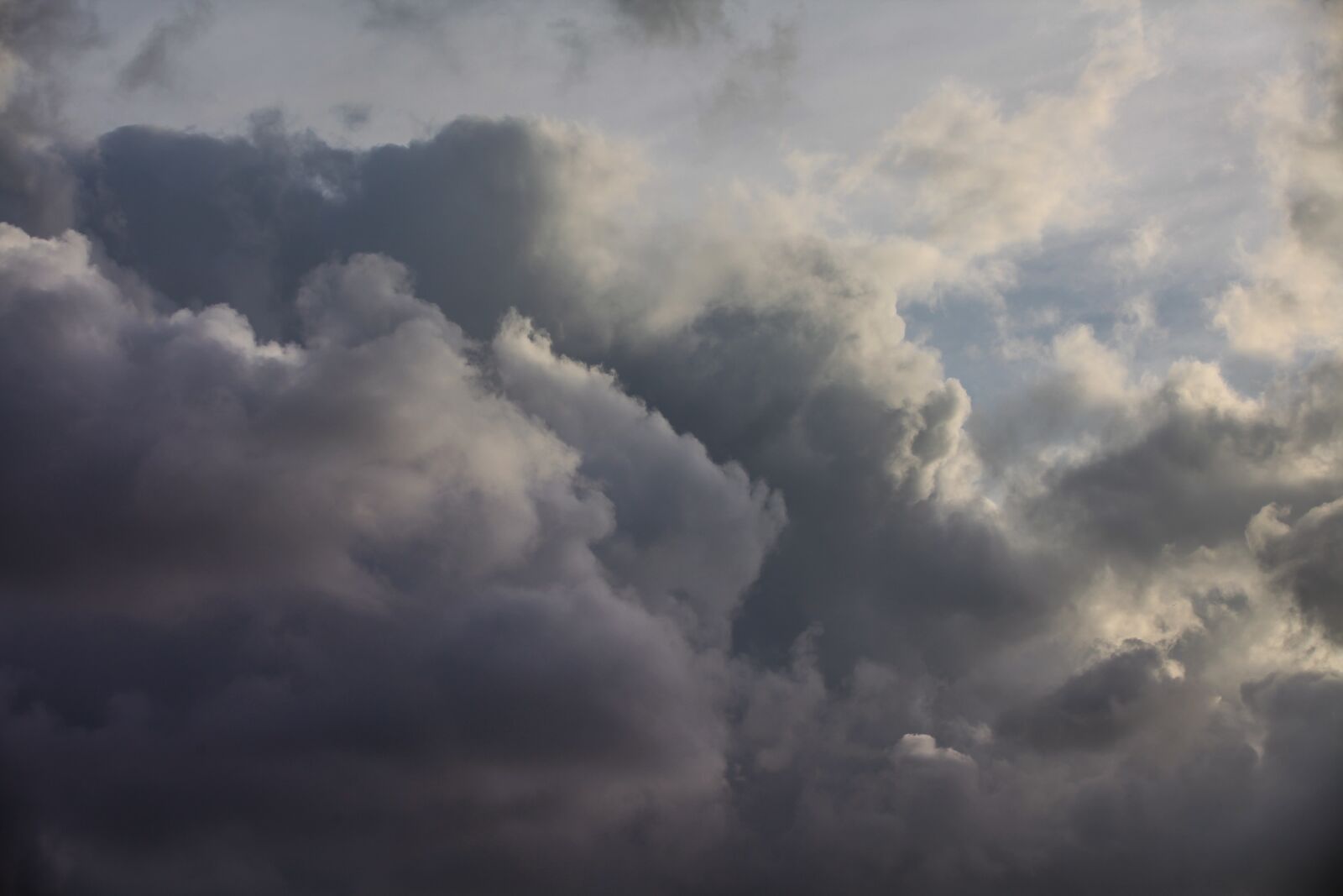 Canon EOS 5D Mark II sample photo. Natural, cloud, sky photography