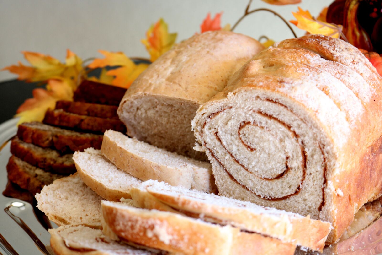 Canon EOS 750D (EOS Rebel T6i / EOS Kiss X8i) sample photo. Bread, baked, tasty photography