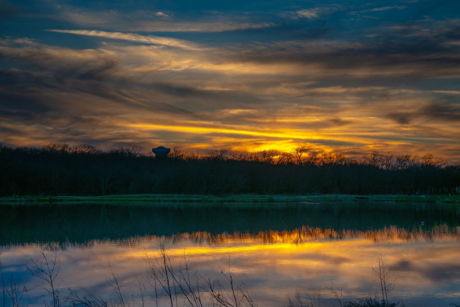 Sony a7R III sample photo. Sunset, lake, sky photography