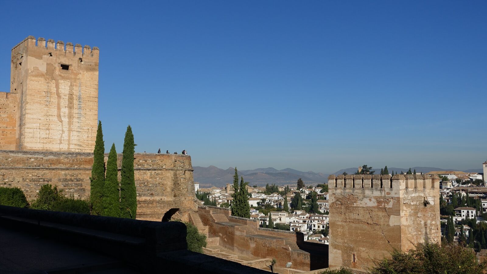 Sony Cyber-shot DSC-RX100 III sample photo. Architecture, old, city walls photography