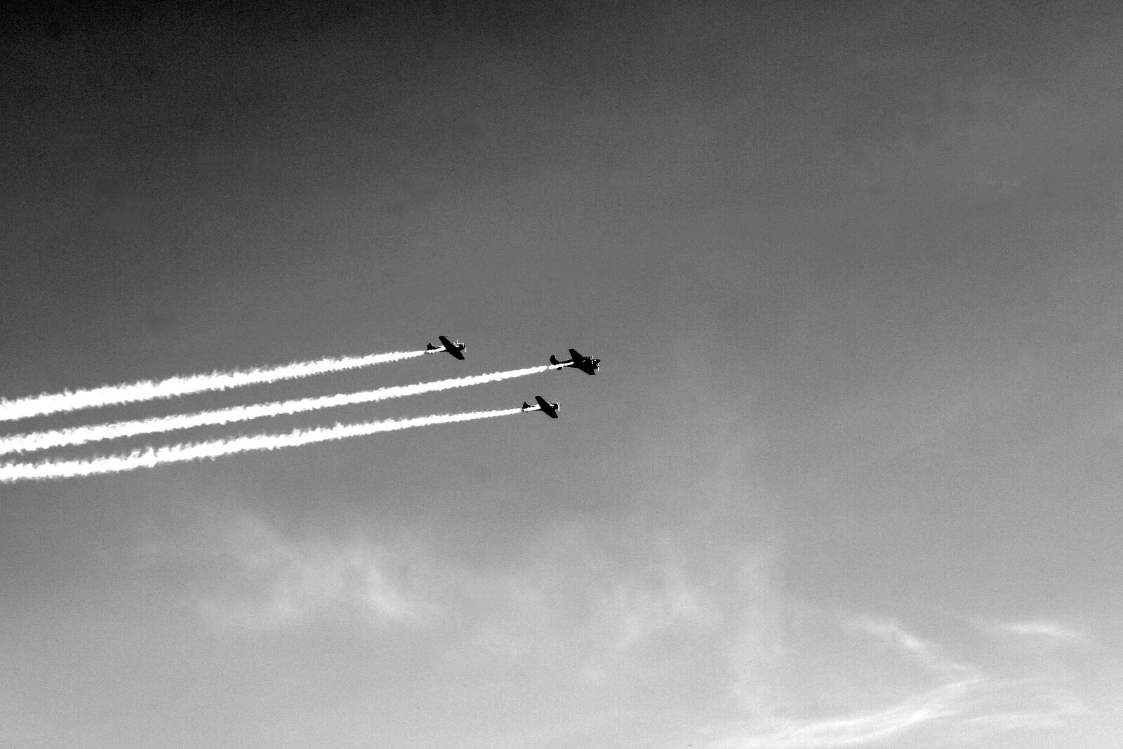 Canon EOS 20D sample photo. Plane, sky, aeronautics photography