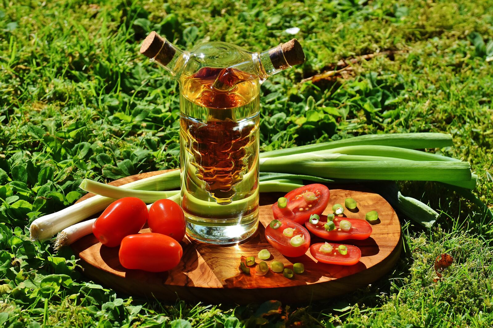 Nikon D7200 sample photo. Vinegar, oil, tomatoes photography