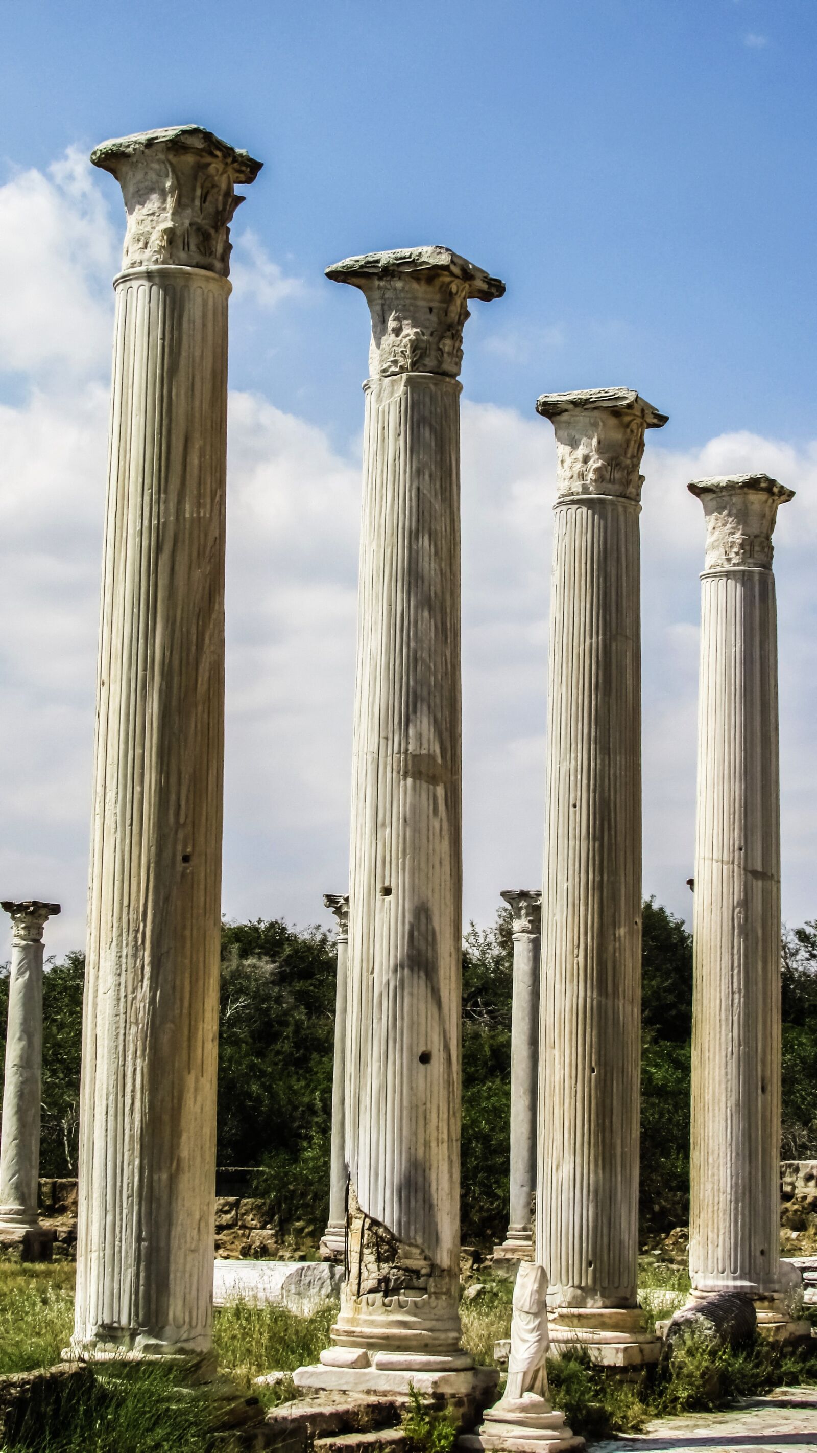 Canon PowerShot SX400 IS sample photo. Cyprus, salamis, pillar photography