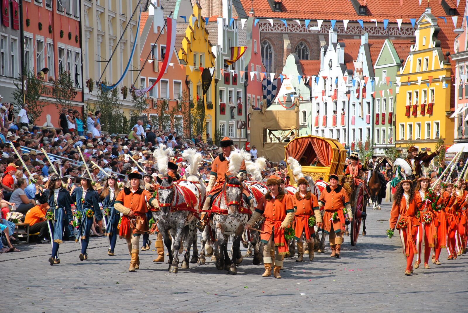 Nikon D3000 sample photo. Historically, move, landshut photography