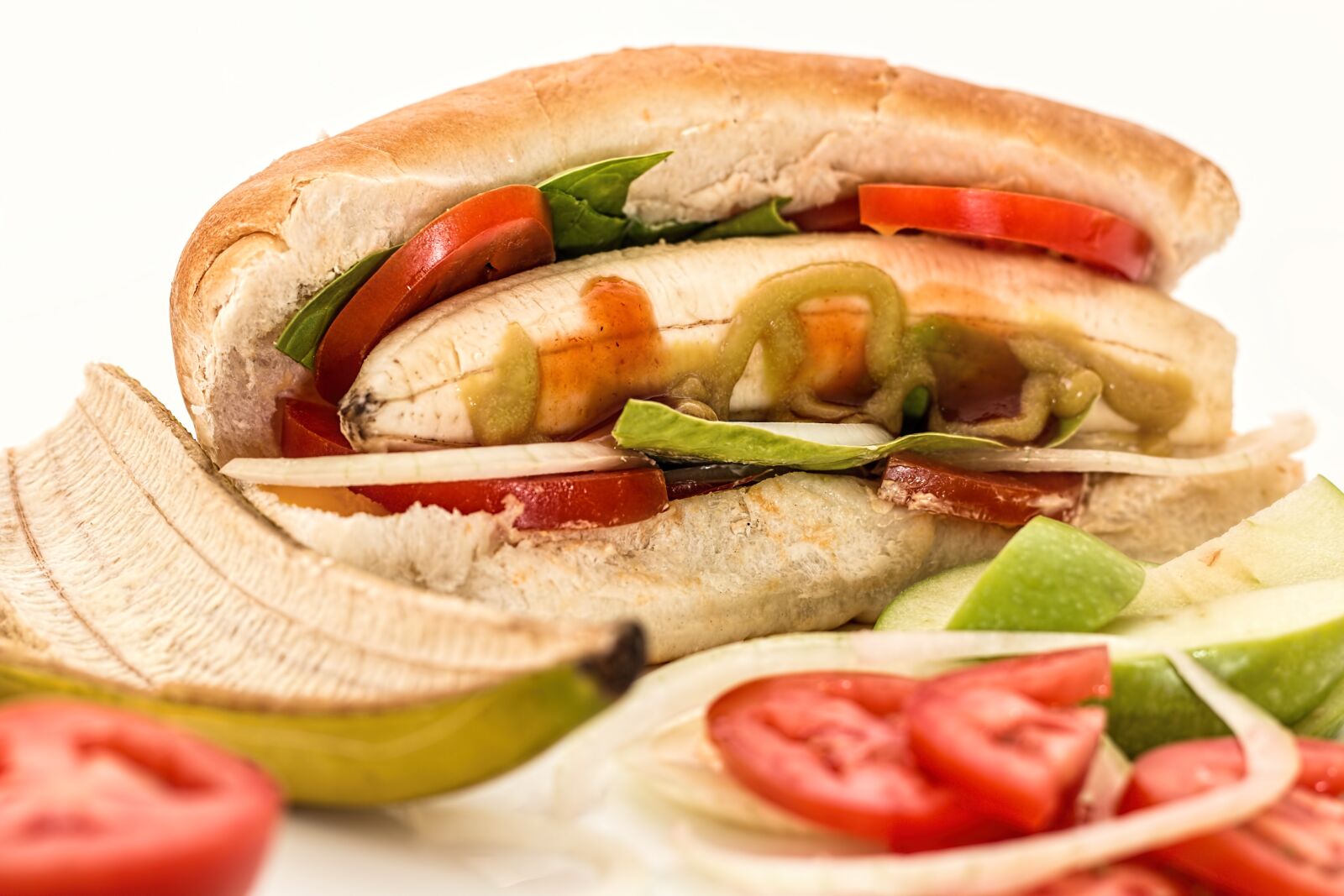 Canon EF 100mm F2.8L Macro IS USM sample photo. Hot dog, banana, salad photography
