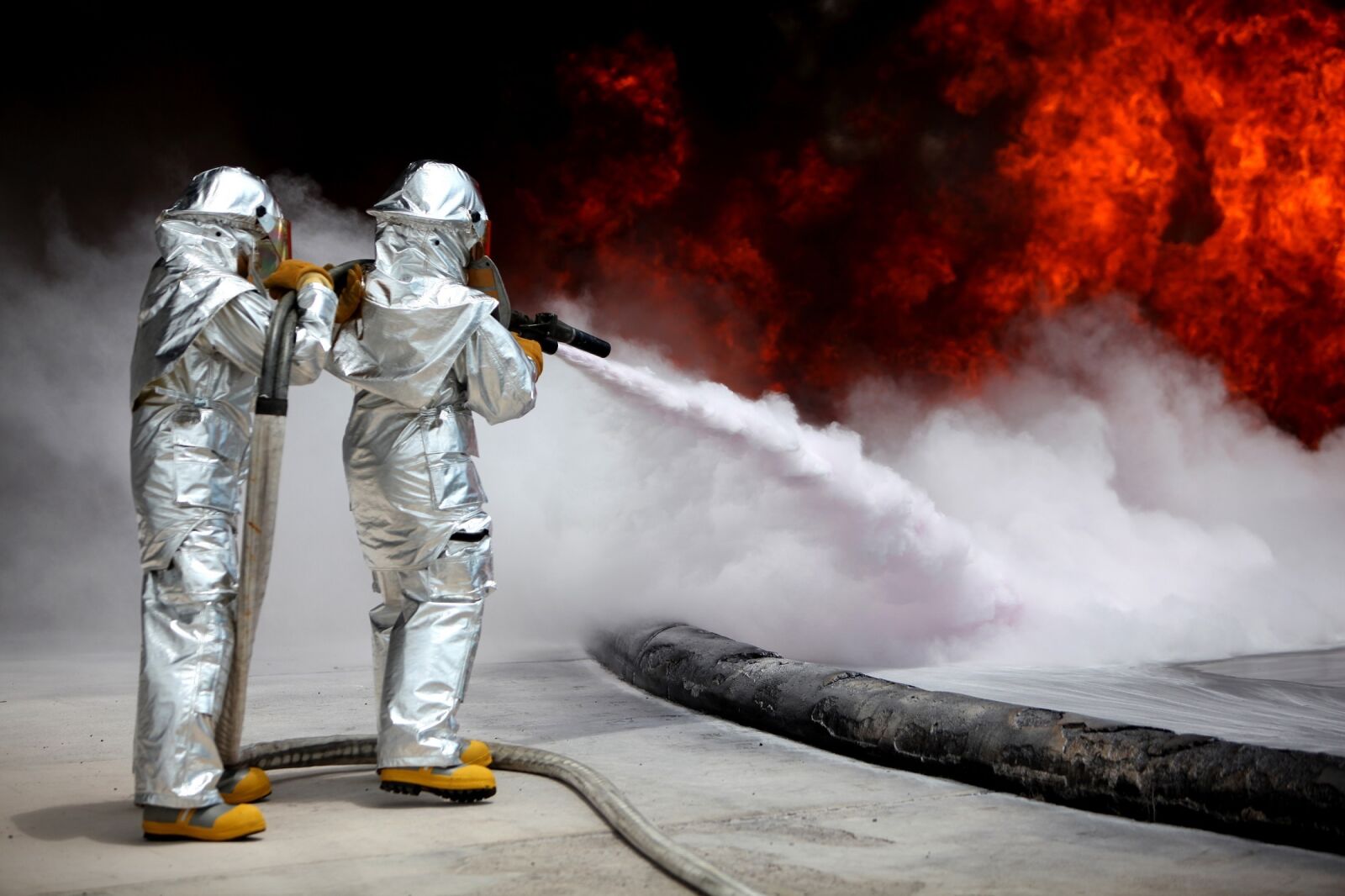Canon EOS 5D Mark II sample photo. Firefighters, training, live photography