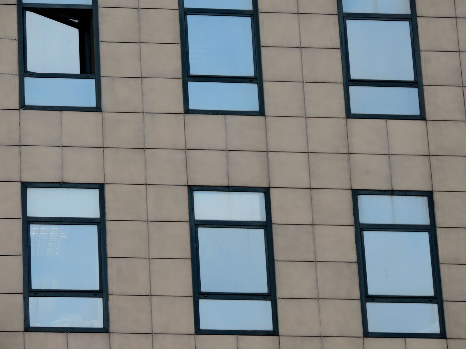 Nikon Coolpix P520 sample photo. Window, architecture, reflection, modern photography