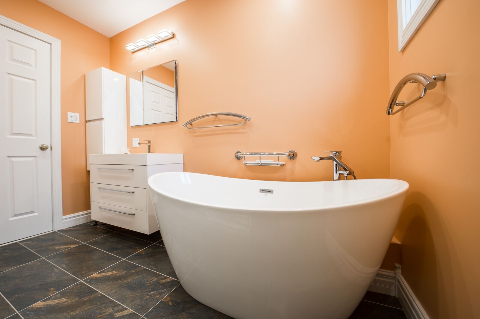 Nikon D4 sample photo. Bathroom, renovation, interior photography