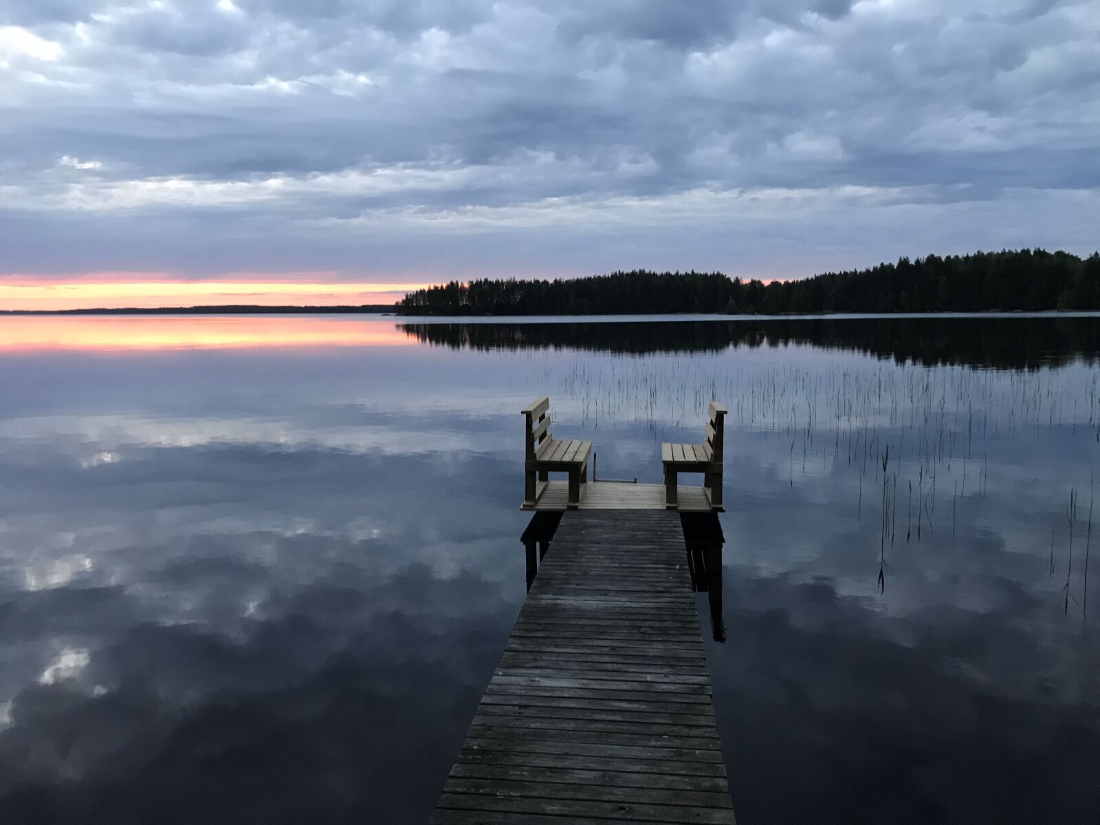 iPhone 7 back camera 3.99mm f/1.8 sample photo. Lake, finland, landscape photography