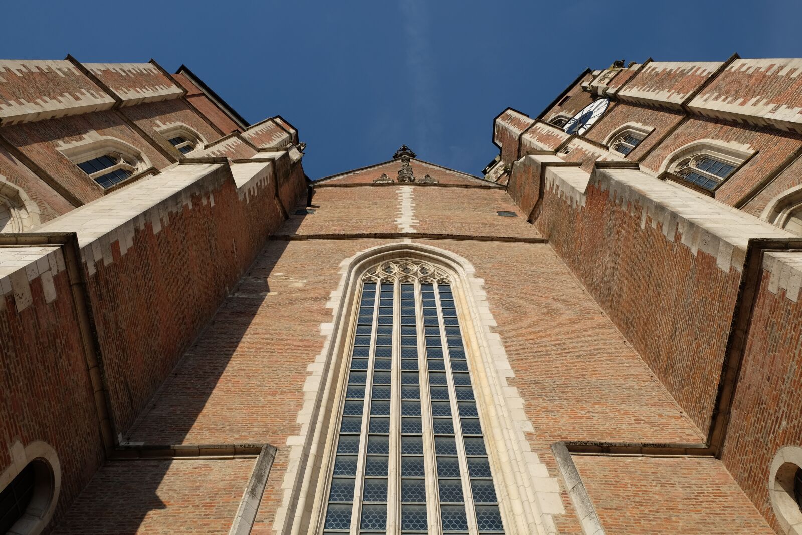 Fujifilm X-T1 sample photo. Church, facade, historically photography