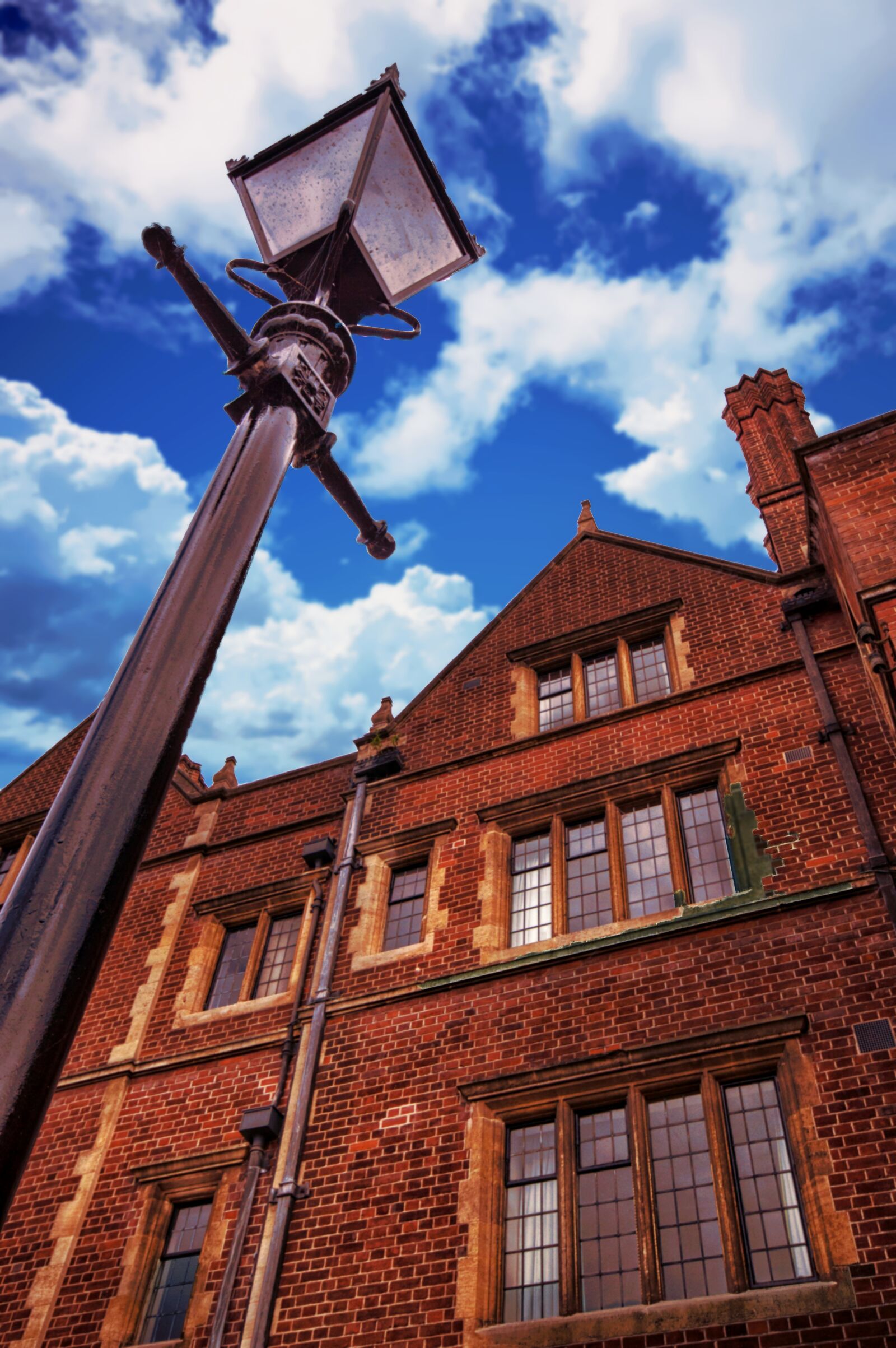 Nikon D3200 sample photo. Cambridge, lamp, building photography