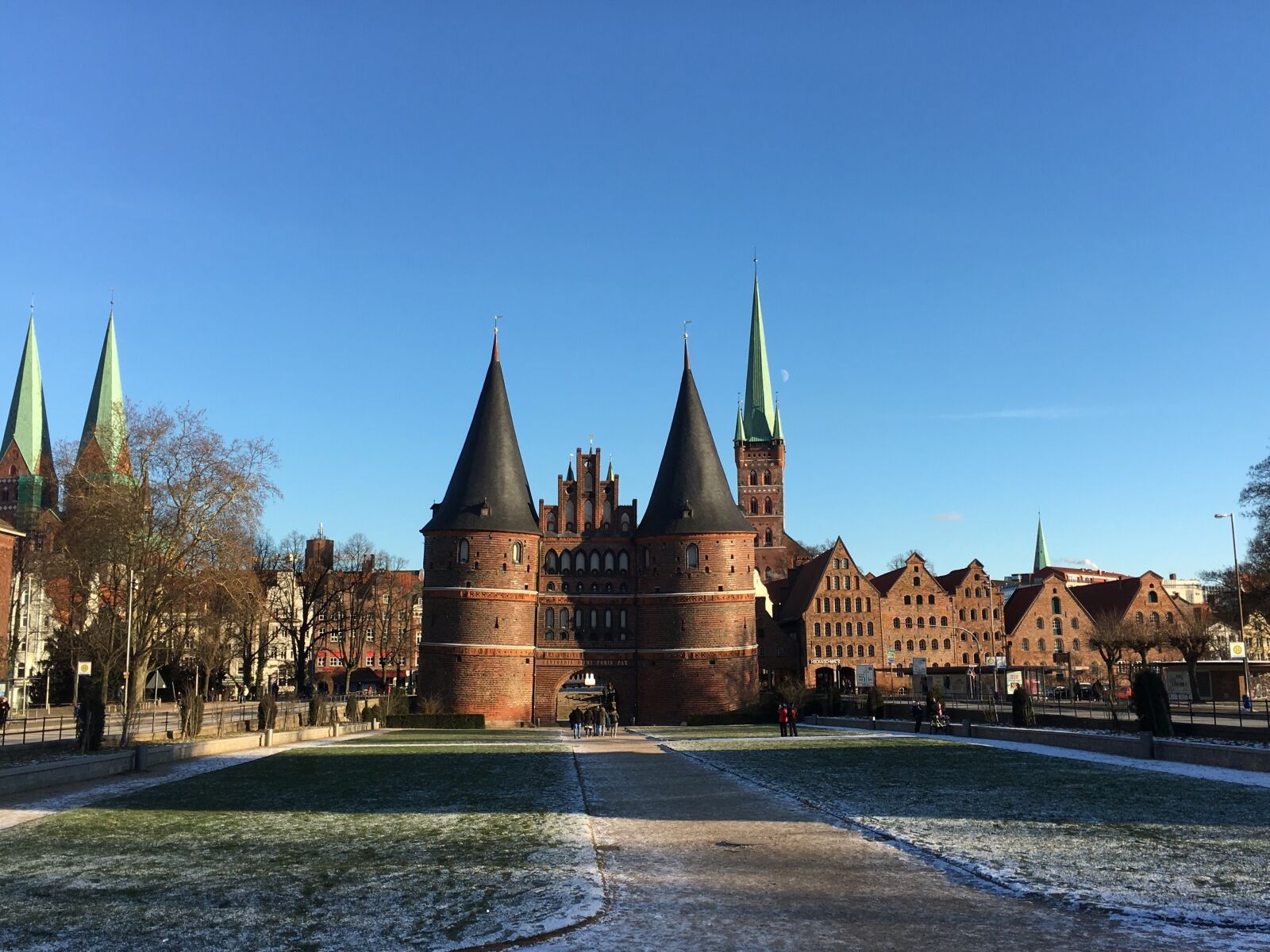 Apple iPhone 6s sample photo. L beck, holsten gate photography