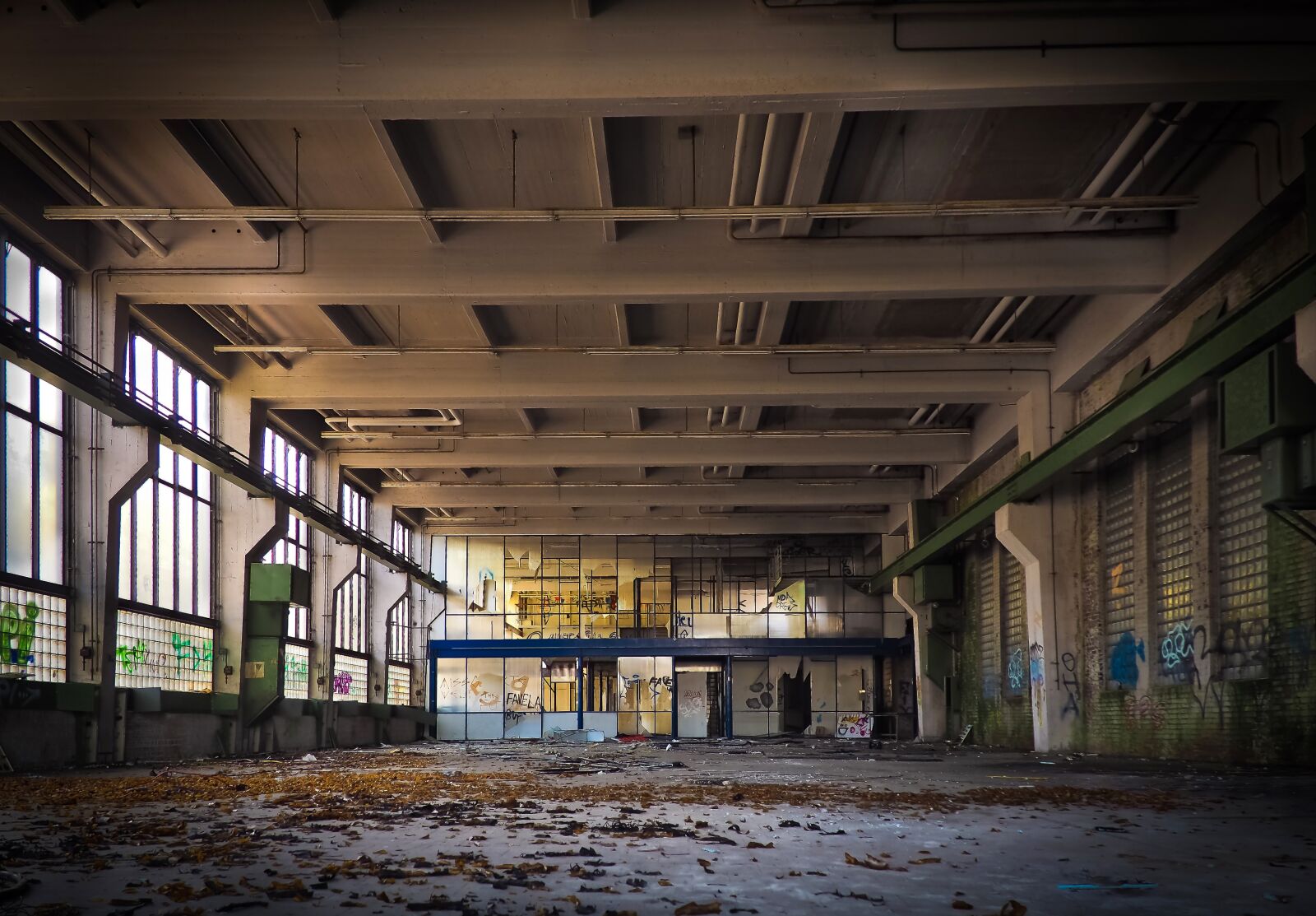 Olympus OM-D E-M10 sample photo. Lost places, factory, old photography