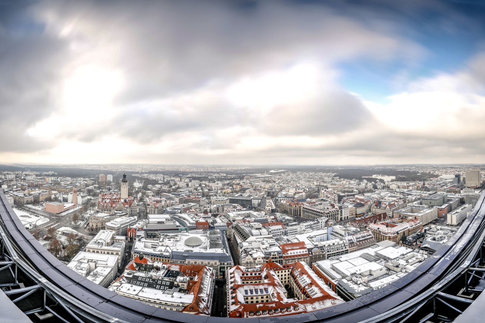 Canon EF 17-40mm F4L USM sample photo. Travel, city, architecture photography