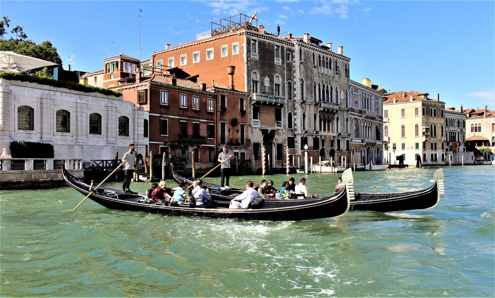 Canon EOS 700D (EOS Rebel T5i / EOS Kiss X7i) sample photo. Venice, italy, gondolas photography