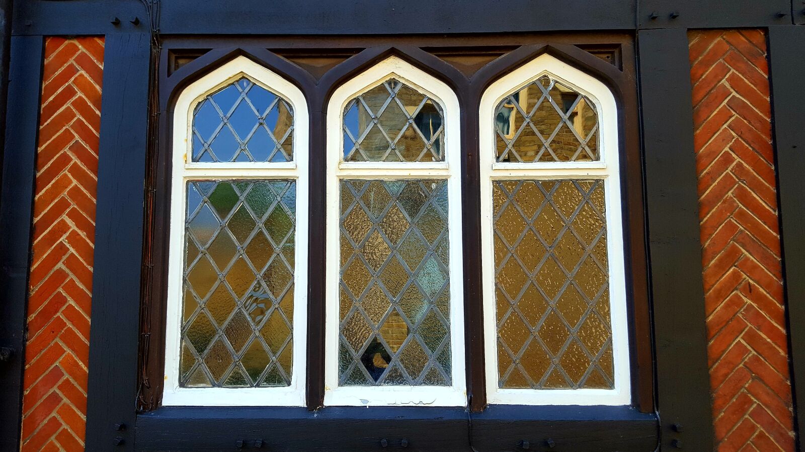 Samsung Galaxy S6 sample photo. Window, house, architecture photography