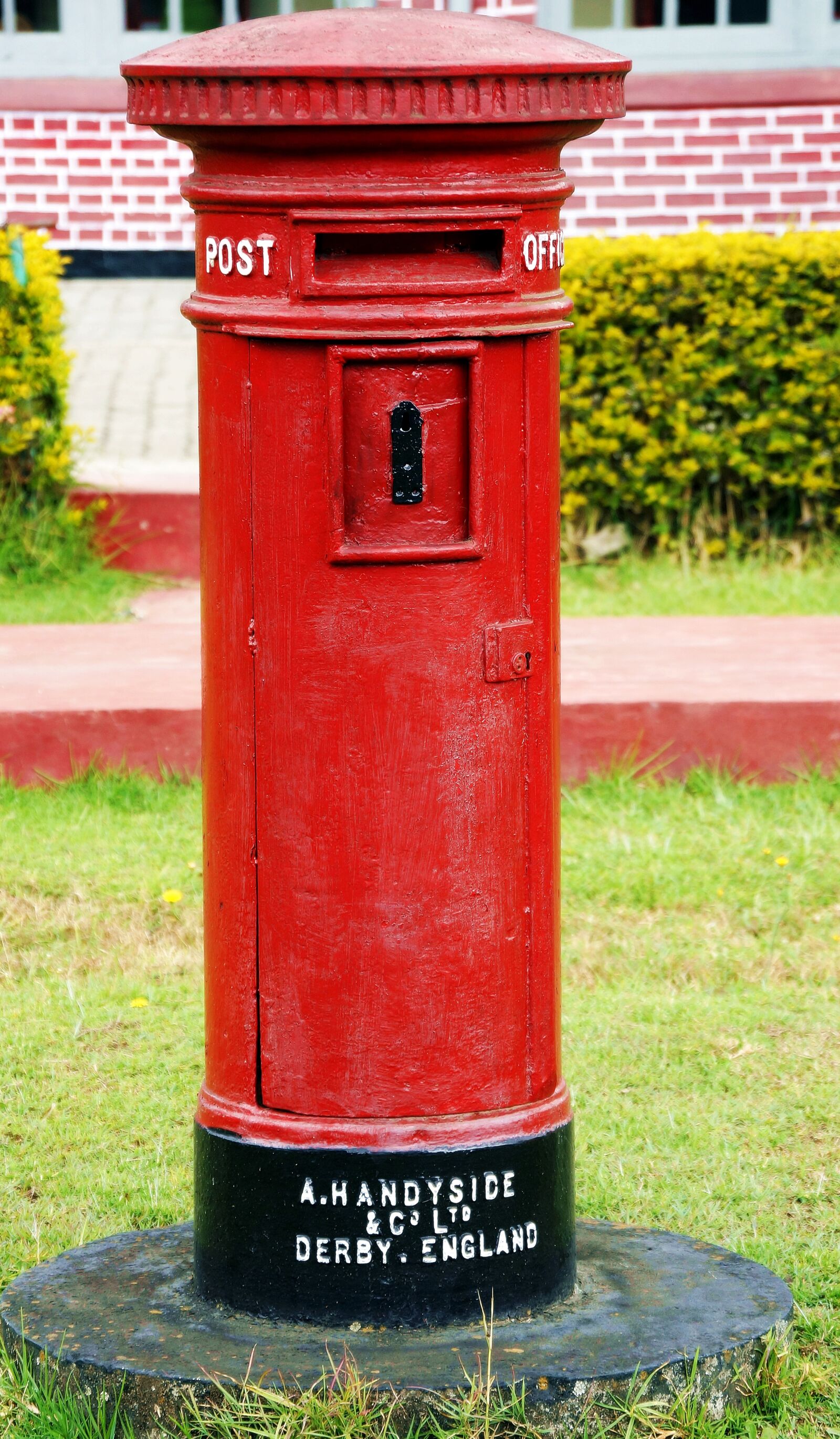 Sony Alpha NEX-7 sample photo. English, postbox, india photography
