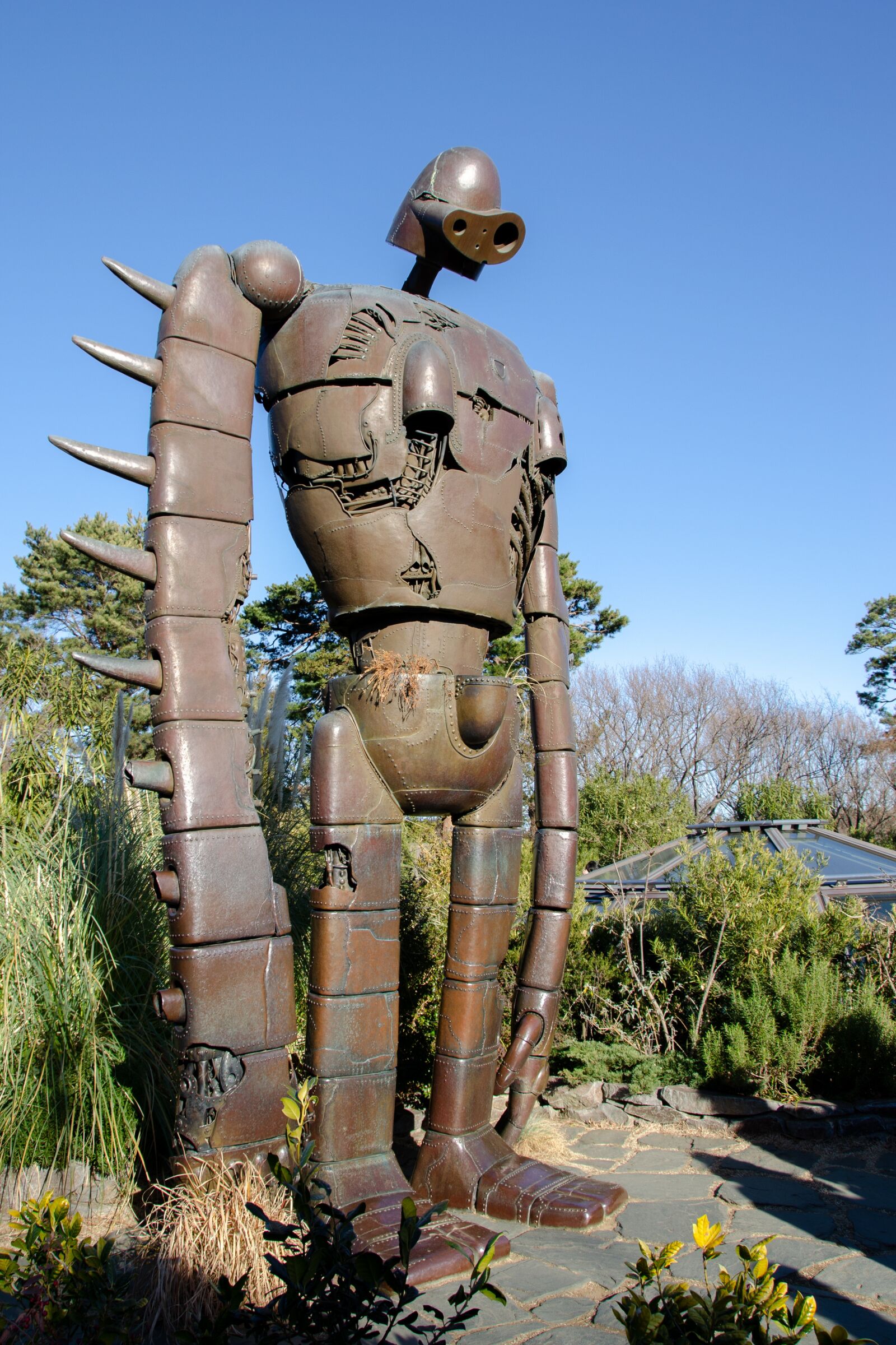 Nikon D5100 sample photo. Robot soldier, statue, life-size photography