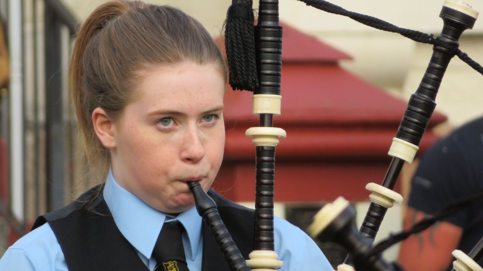 Canon PowerShot SX720 HS sample photo. Bagpipes, scotland, child photography
