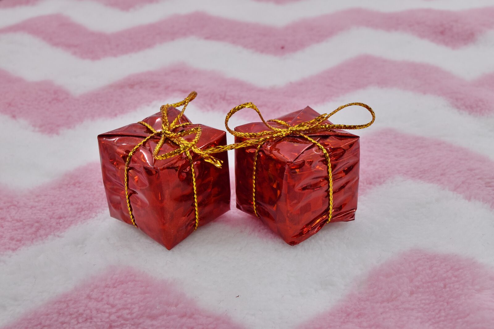 Nikon D5500 sample photo. Anniversary, birthday, gifts, holiday photography