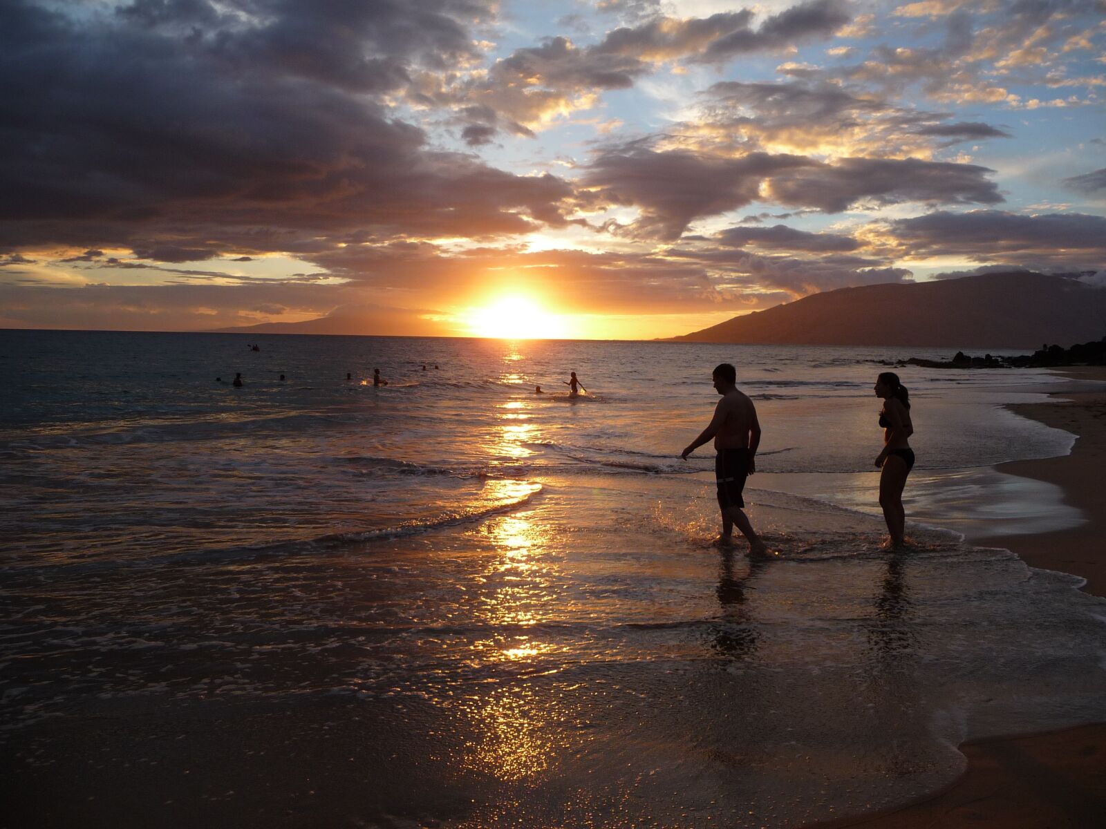 Panasonic Lumix DMC-TZ5 sample photo. Beach, maui, makena photography