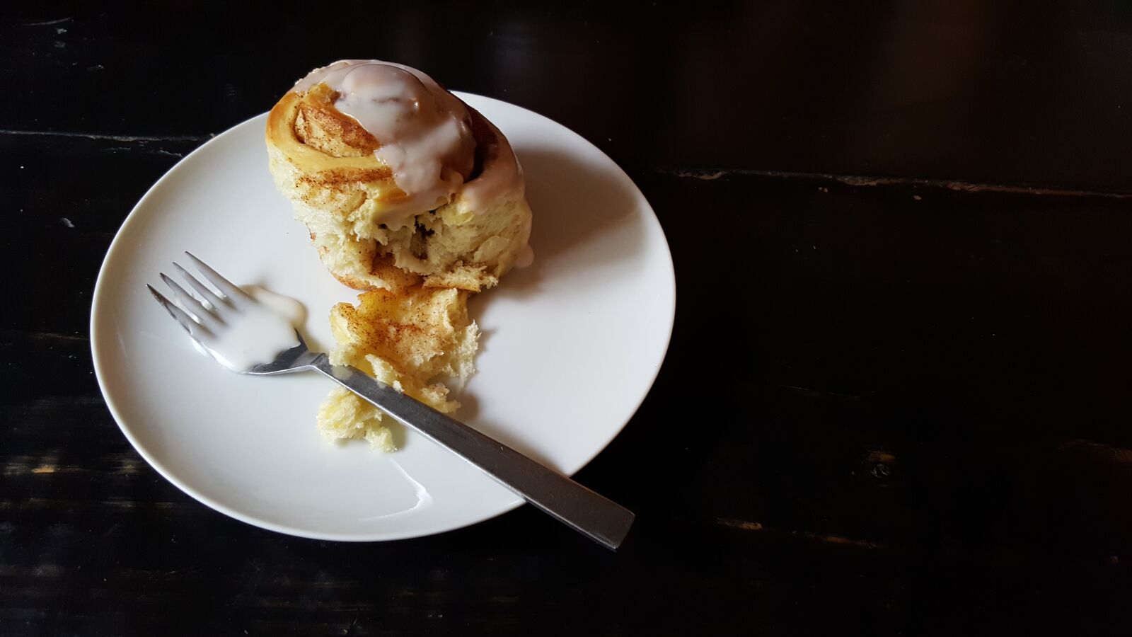 Samsung Galaxy Note5 sample photo. Breakfast, bread, roll photography