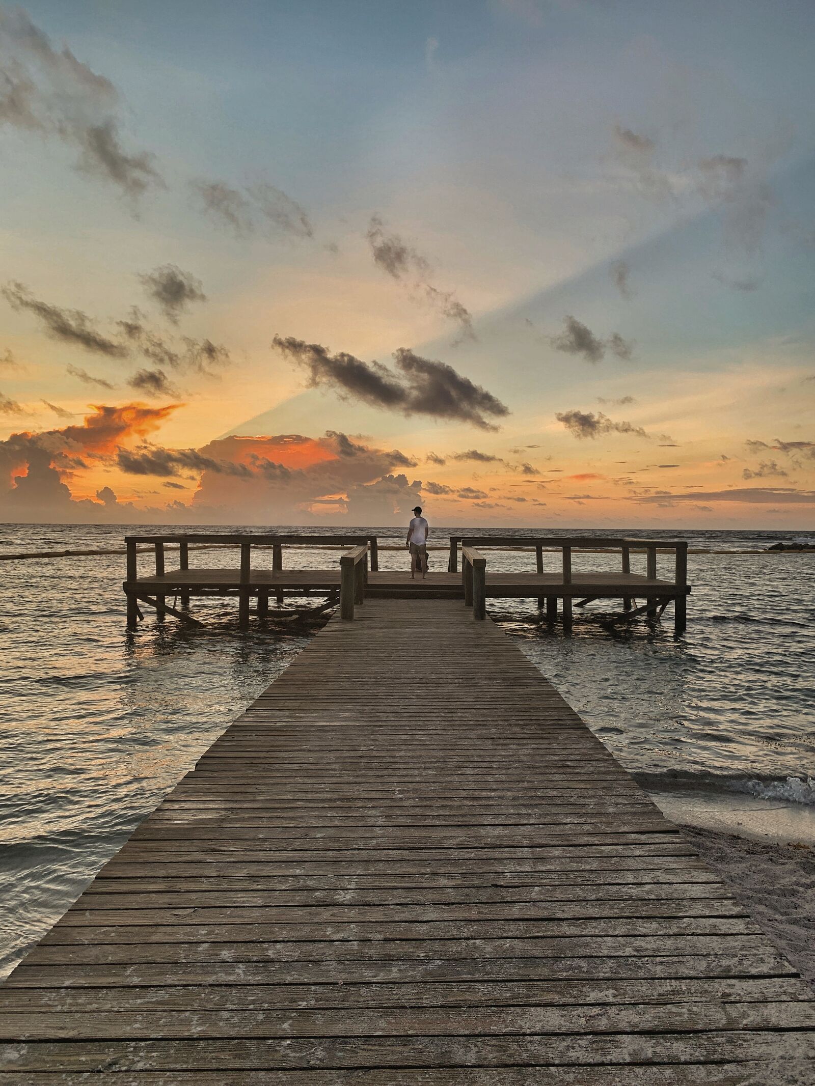 iPhone XS Max back dual camera 4.25mm f/1.8 sample photo. México, tulum, maya photography