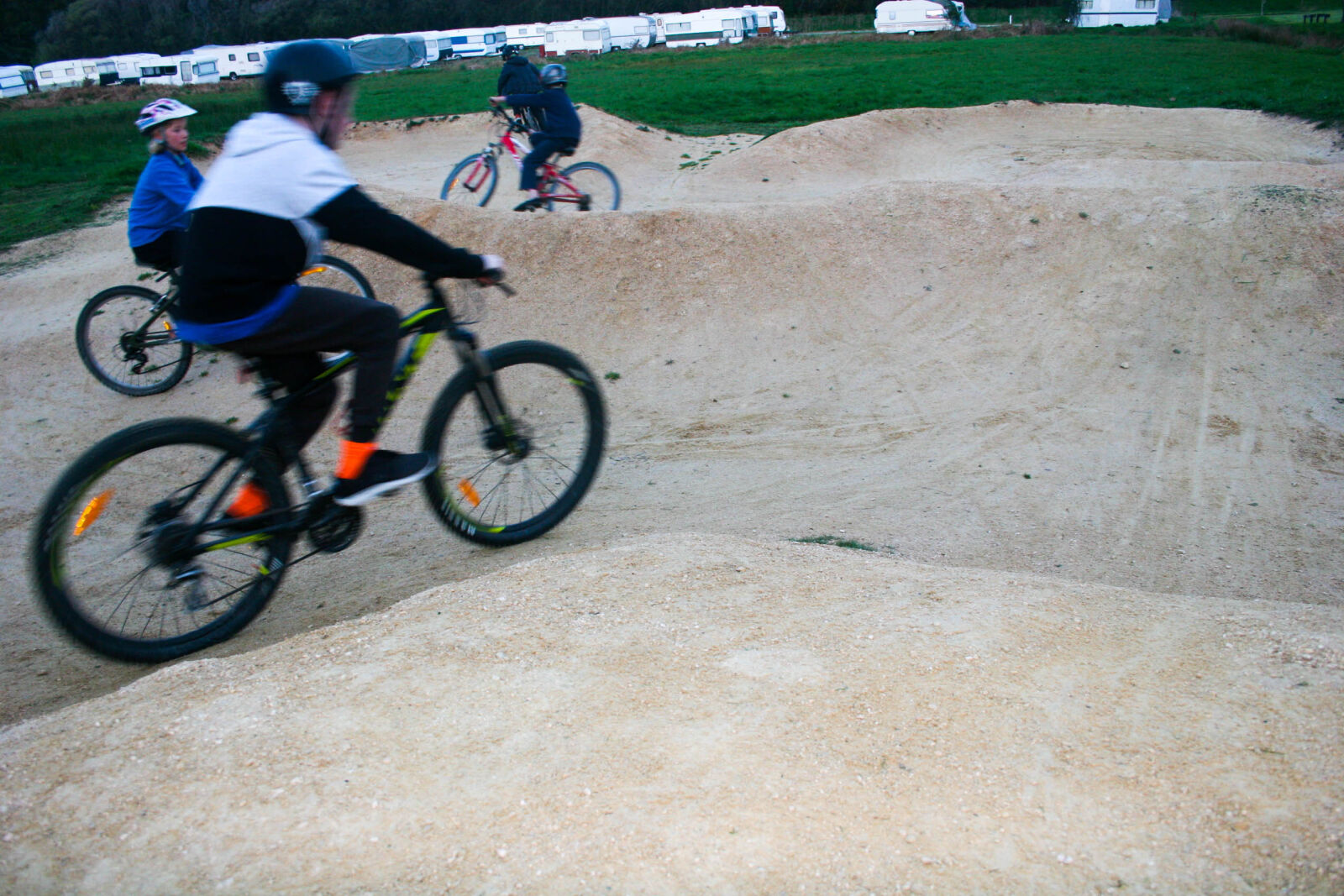 Canon EOS 20D sample photo. Bikes, bmx, bmx, track photography