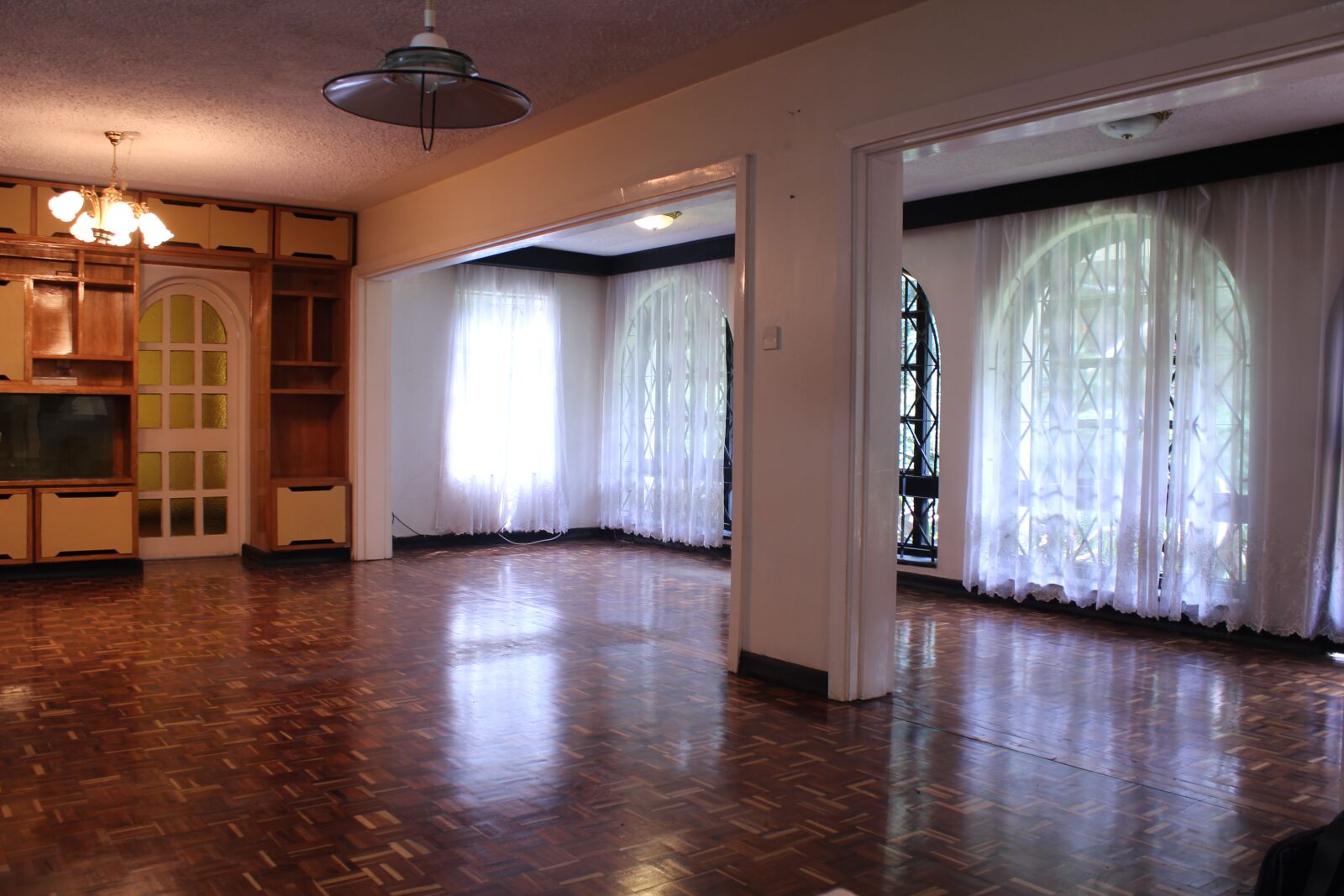 Canon EOS 600D (Rebel EOS T3i / EOS Kiss X5) sample photo. Home, empty, interior photography