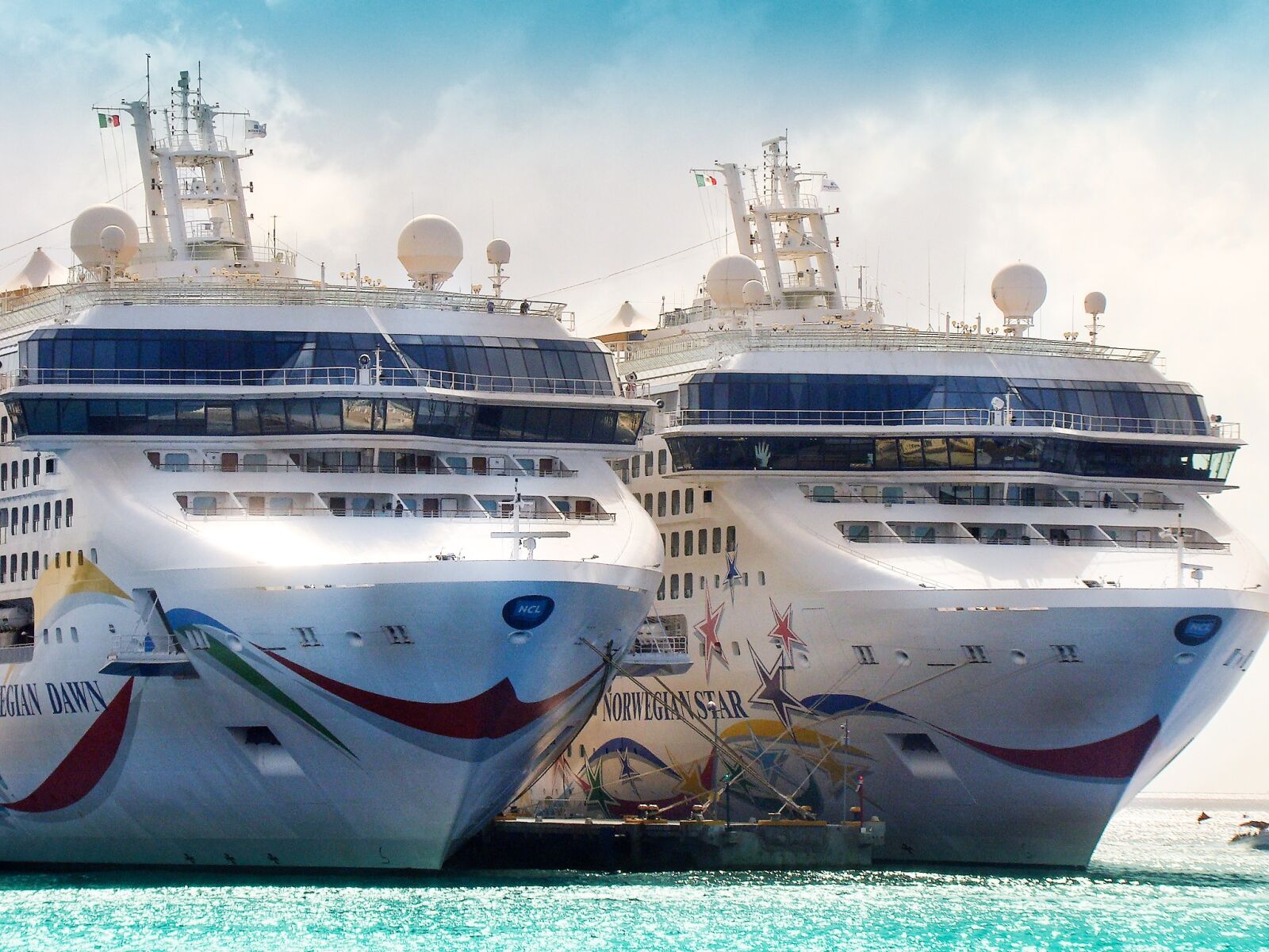 Sony Cyber-shot DSC-H50 sample photo. Cruises, caribbean, mexico photography