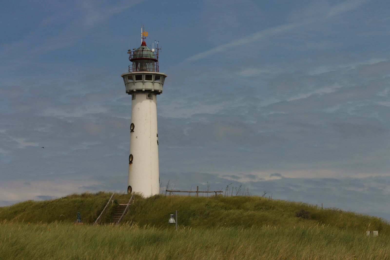 Canon EF-S 55-250mm F4-5.6 IS II sample photo. Lighthouse, coast, north sea photography