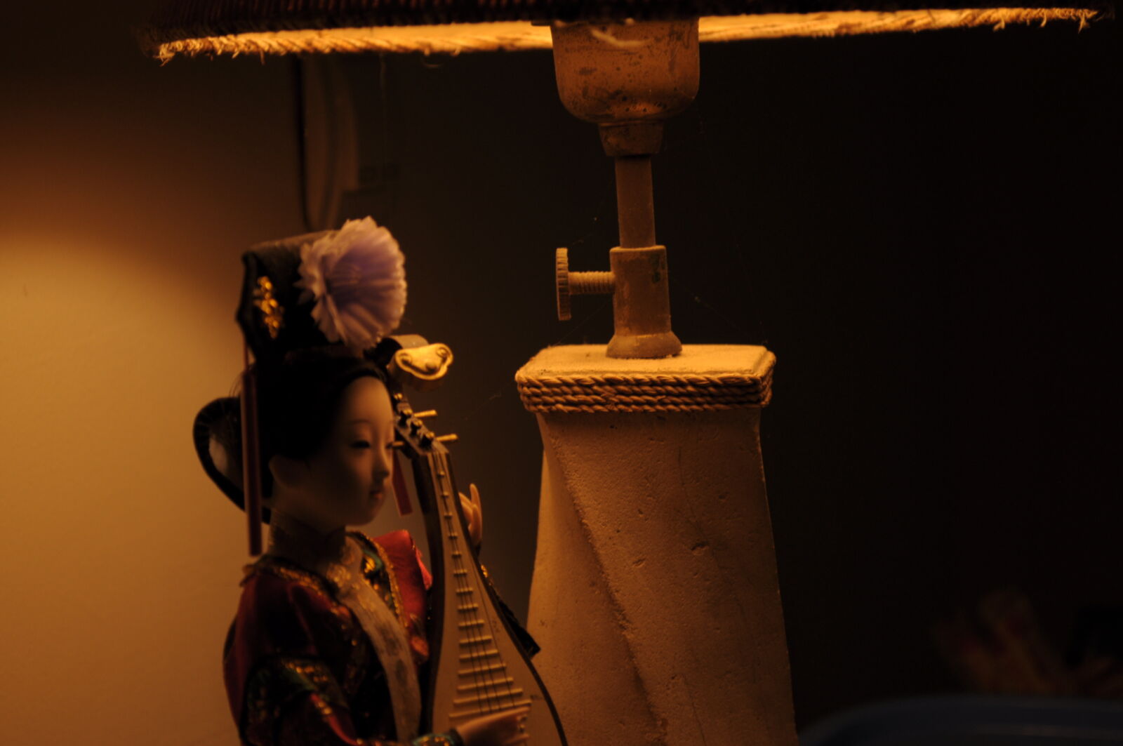 Nikon D5000 sample photo. Woman, in, statue photography