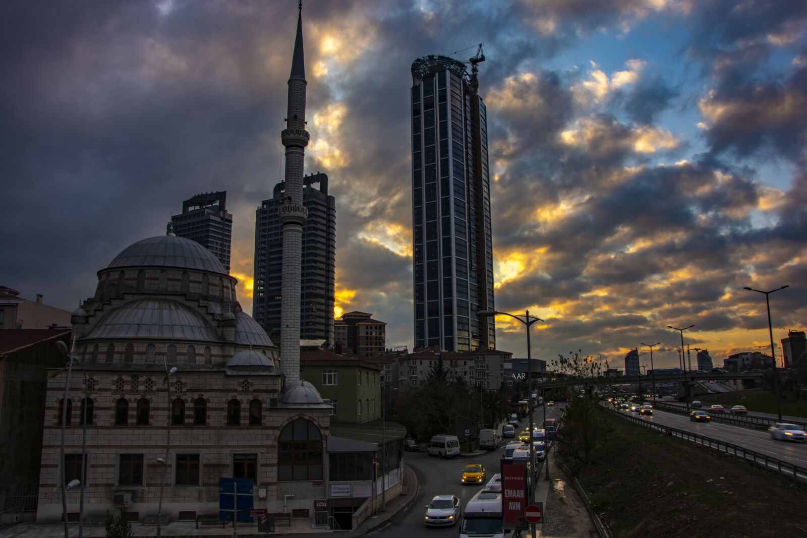 Nikon D5200 sample photo. Cami, city, architecture photography