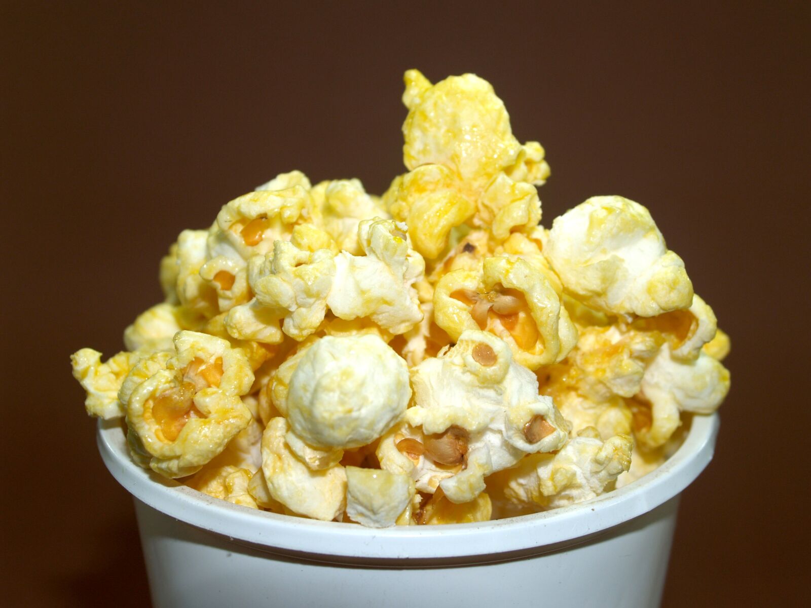 Olympus E-300 (EVOLT E-300) sample photo. Popcorn, corn, pop photography