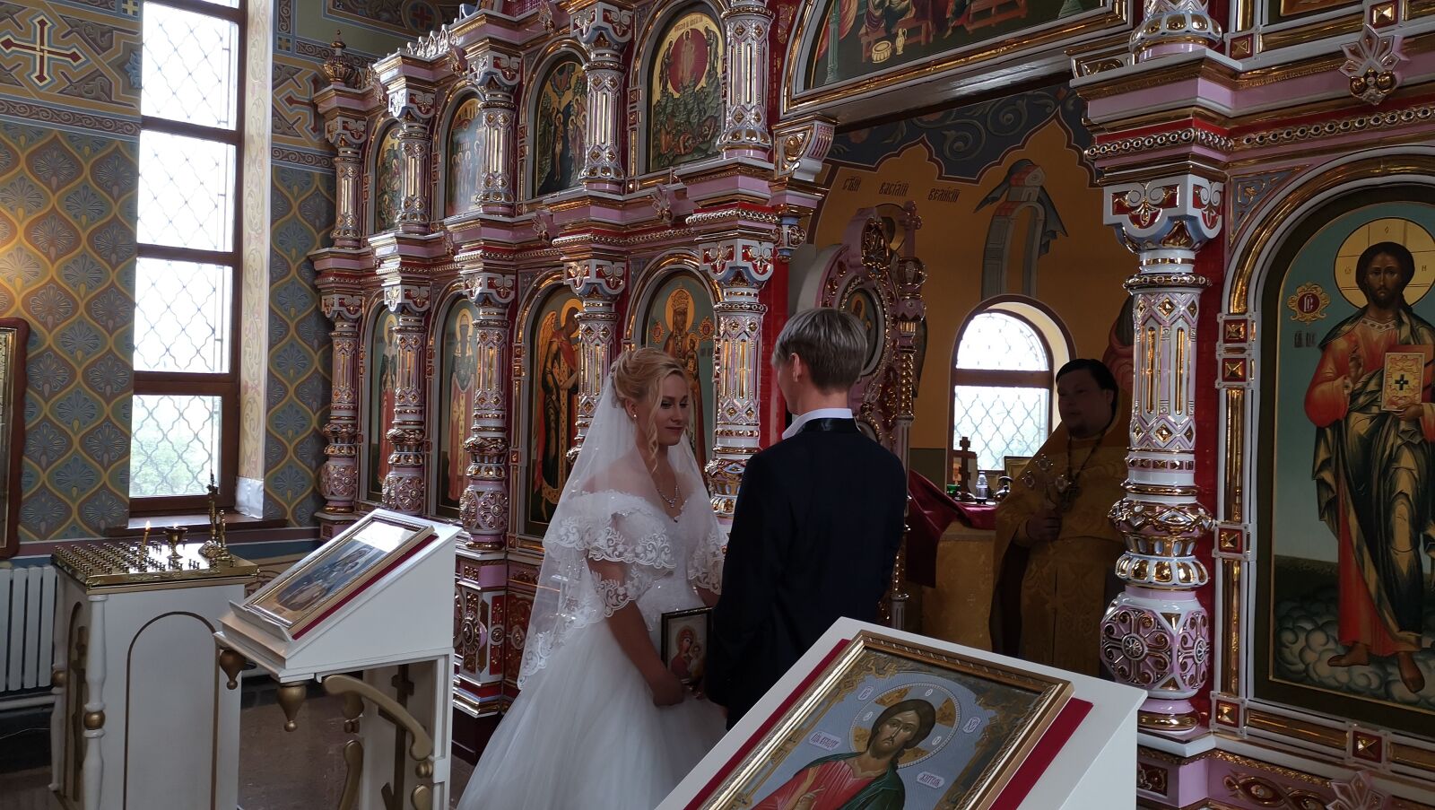 HUAWEI HMA-L29 sample photo. Wedding, orthodox wedding, temple photography