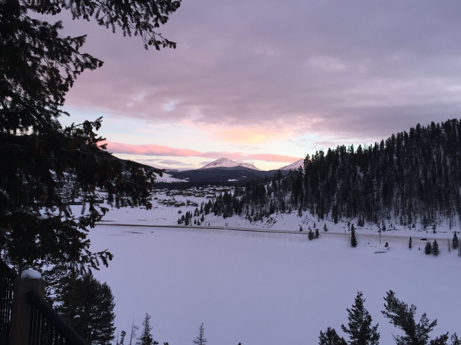 iPhone 6 back camera 4.15mm f/2.2 sample photo. Mountain, sunrise, winter photography