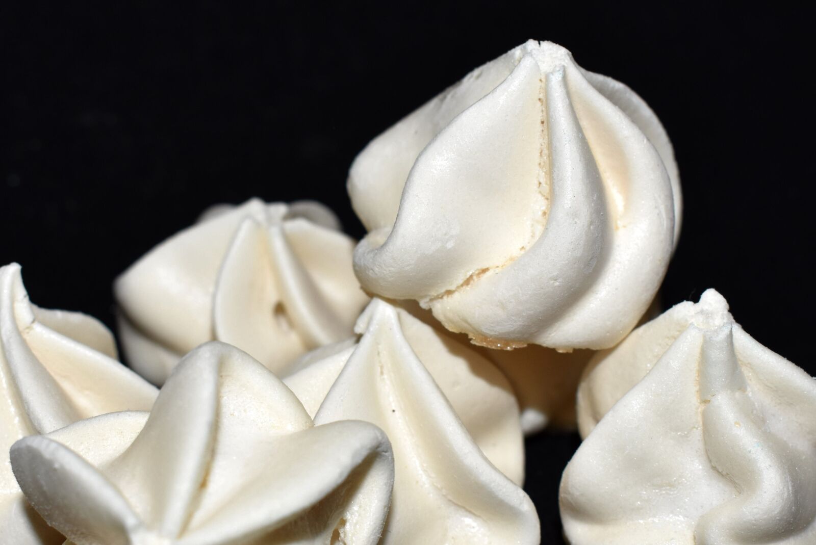 Nikon D3400 sample photo. Dessert, tenderness, sweets photography