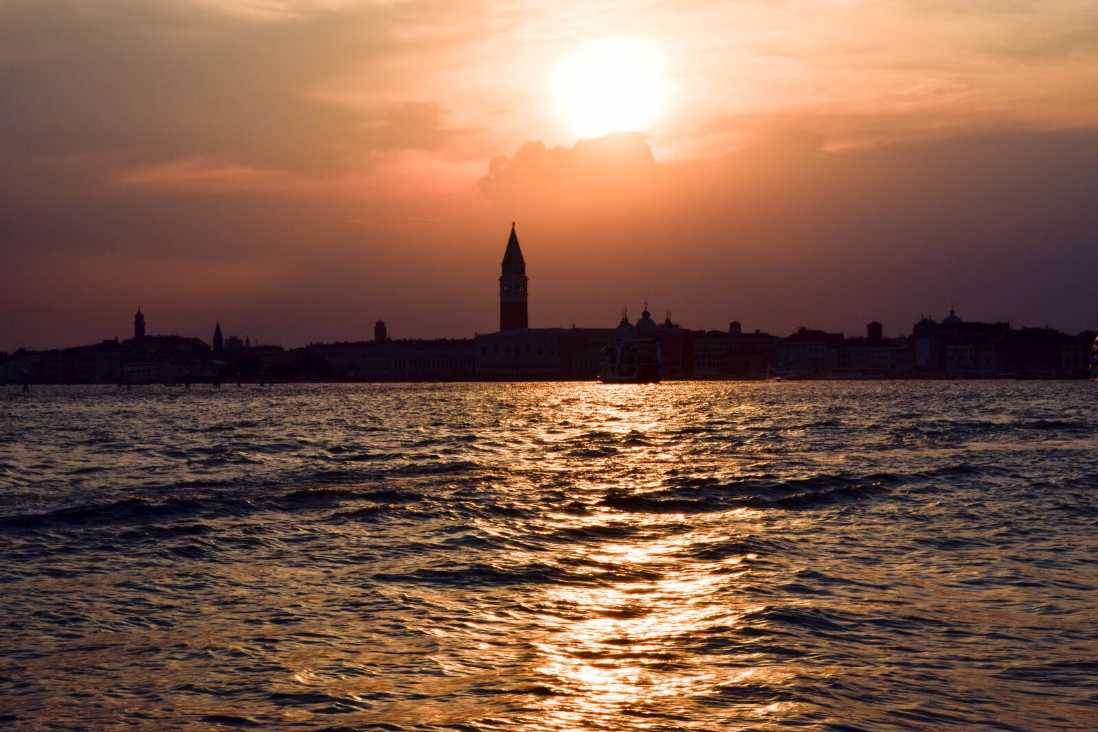 Nikon D5300 sample photo. Venice, sunset, romantic photography