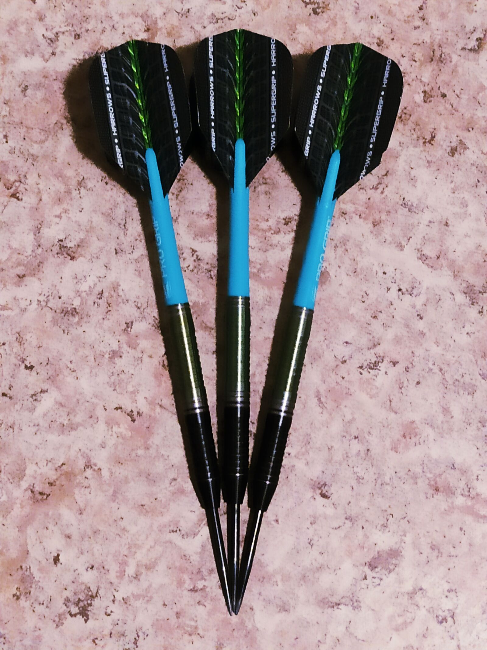 Xiaomi Redmi Note 7 sample photo. Darts, flight, barrel photography