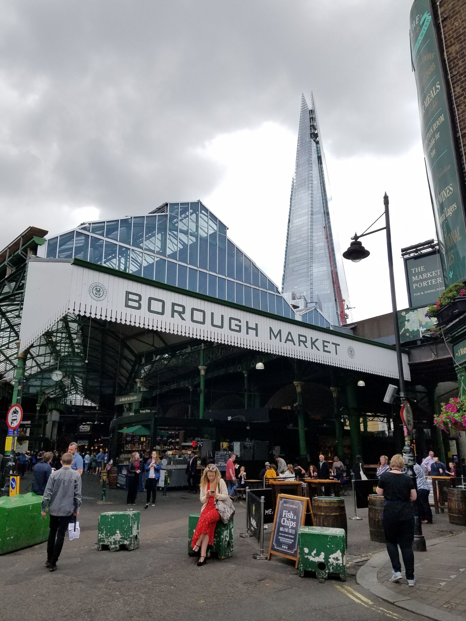 Samsung Galaxy S7 Edge sample photo. London, england, borough photography