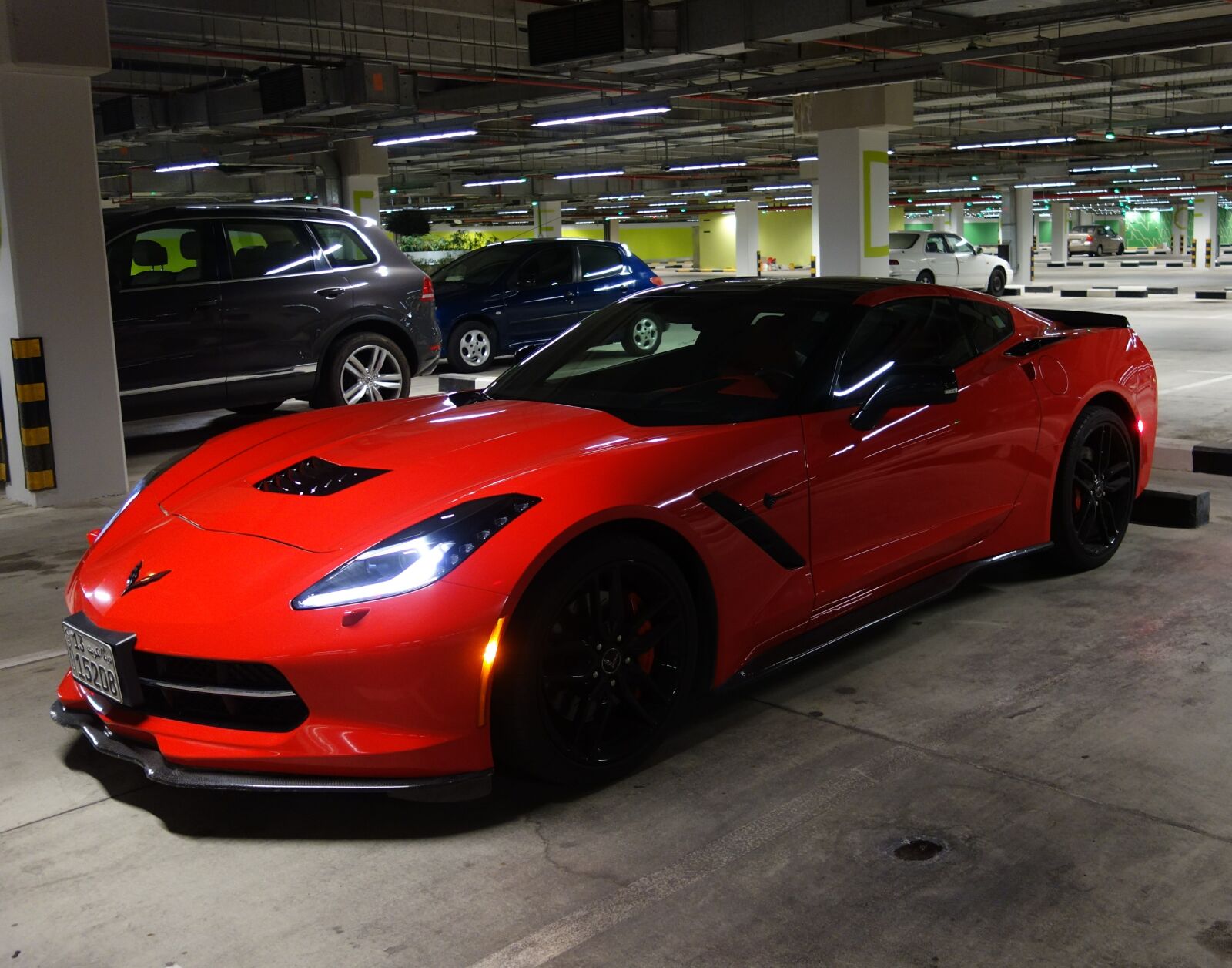 Sony Cyber-shot DSC-RX100 sample photo. American, car, basement, c7 photography