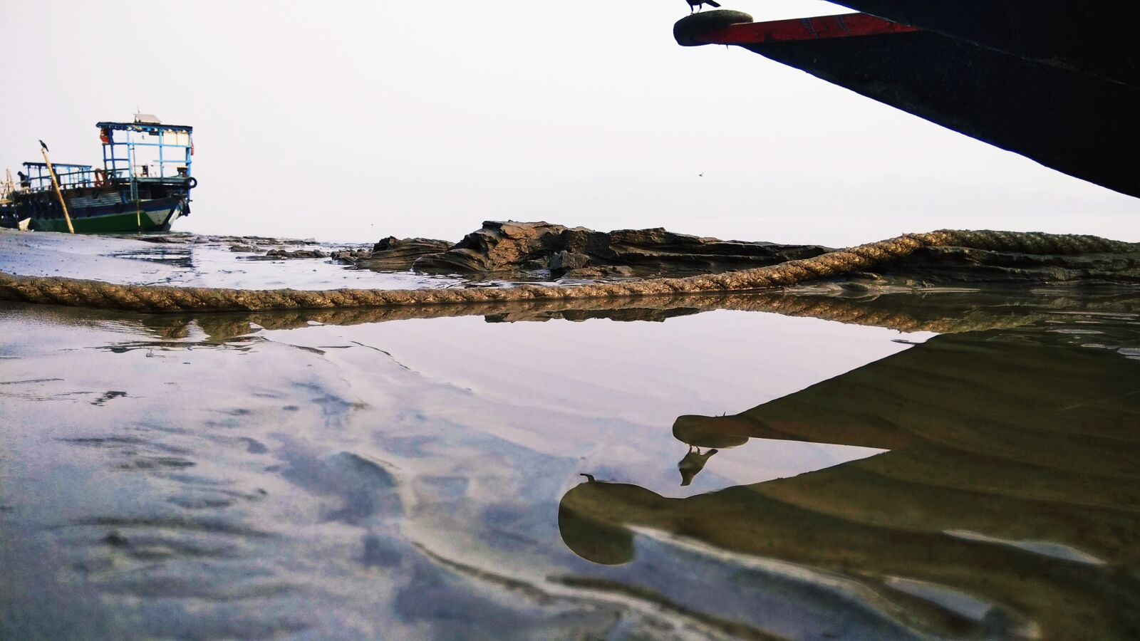 Xiaomi Redmi Note 4 sample photo. Alone, water, boat photography