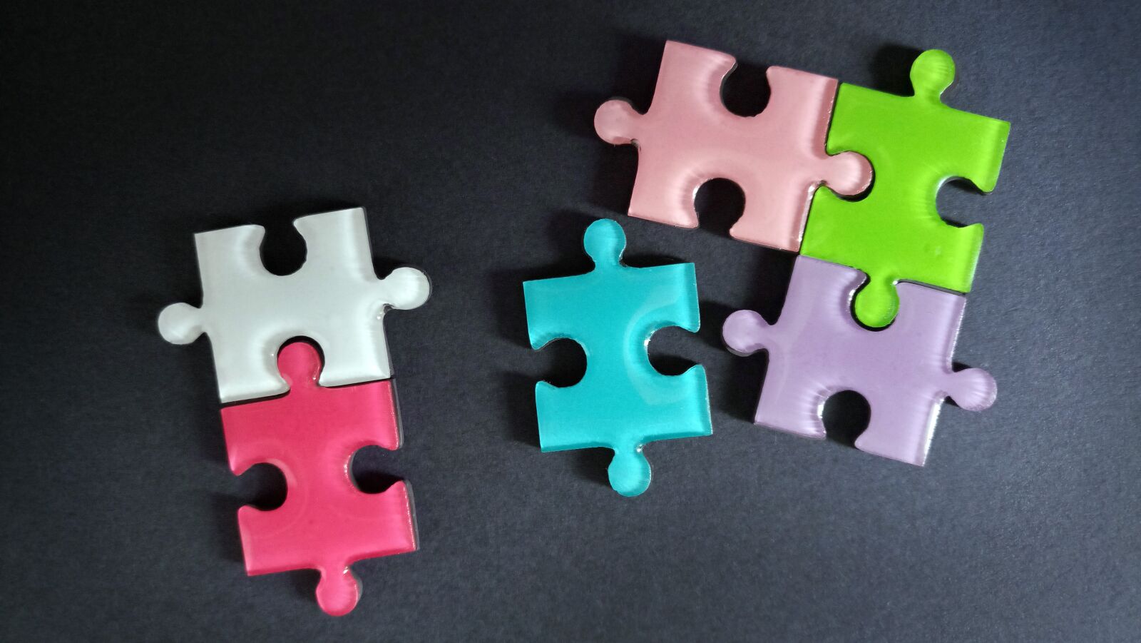 SHIFT 6M sample photo. Puzzle, cooperation, outsider photography