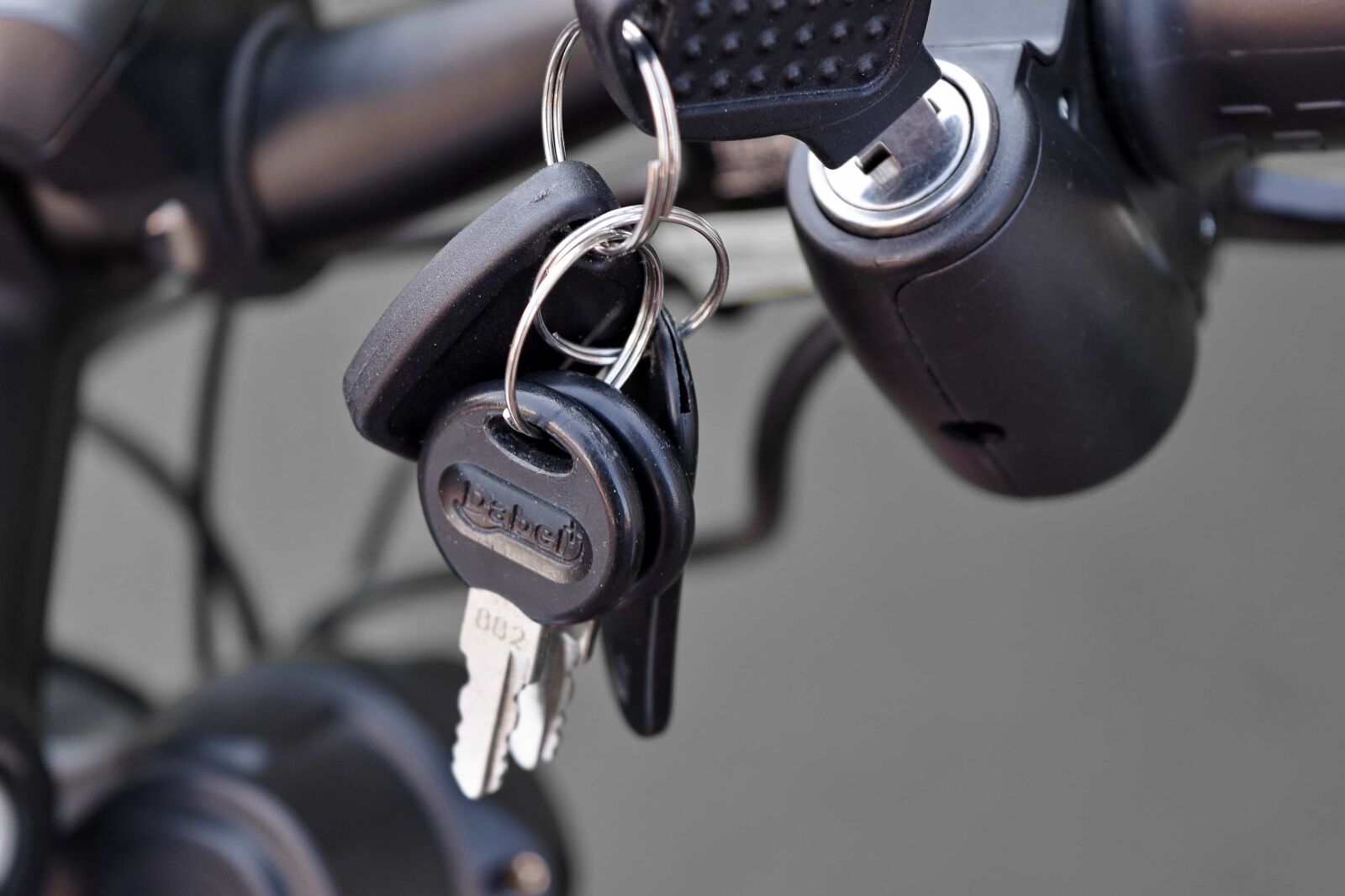 Nikon D5500 sample photo. Motorcycle, steering wheel, key photography