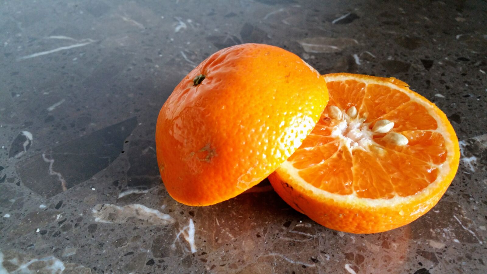 Samsung Galaxy Note4 sample photo. Close, up, colors, cut photography