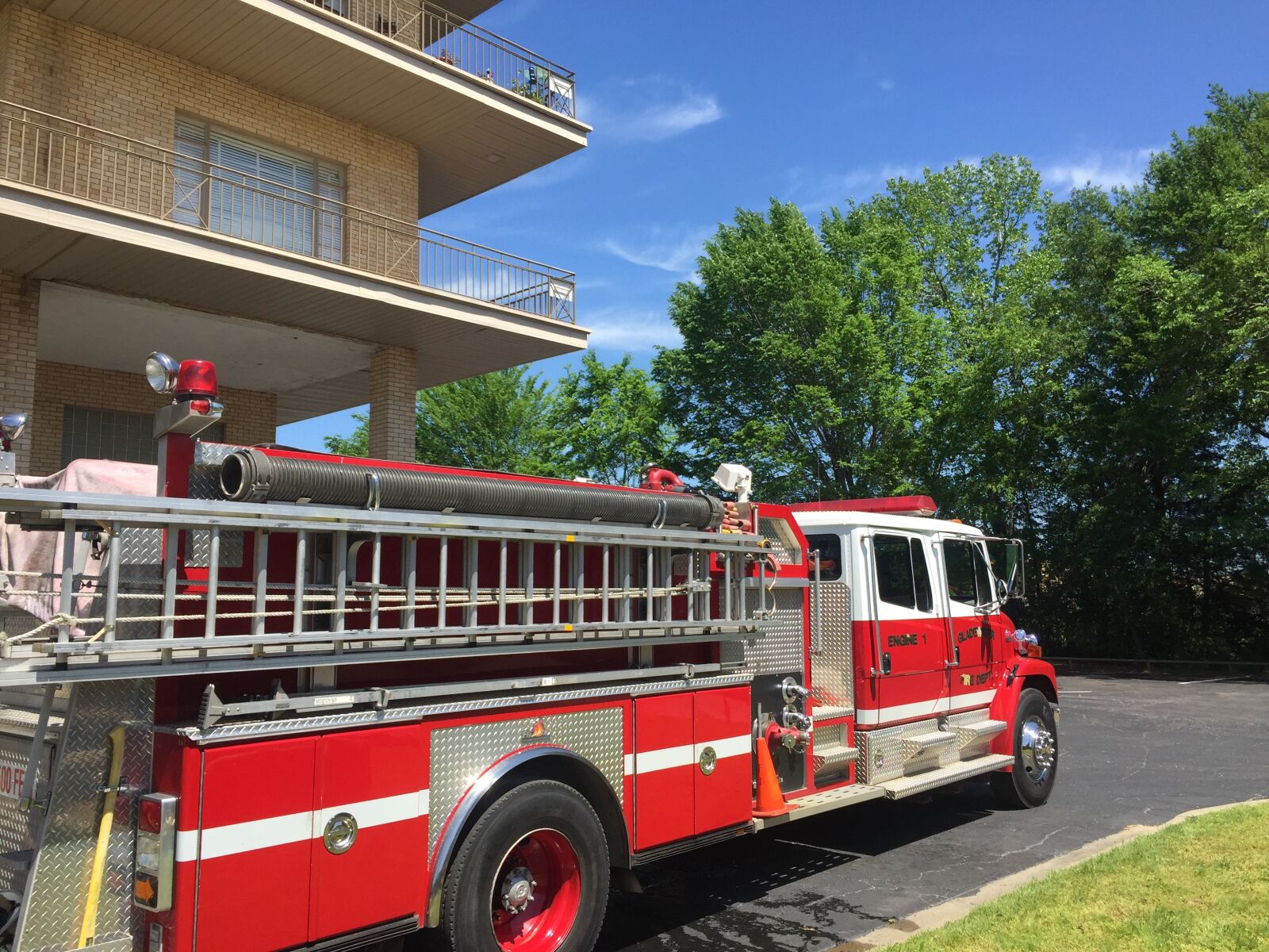 Apple iPhone 6 sample photo. Fire truck, training, building photography