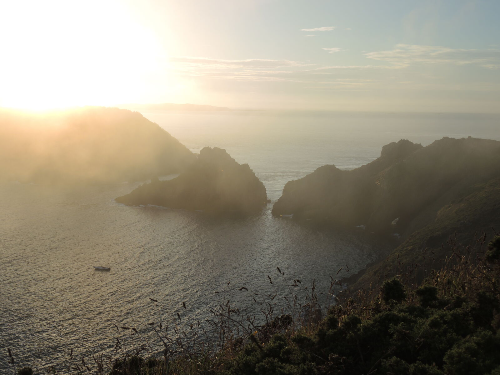 Nikon Coolpix P7800 sample photo. Island, ocean, sea, water photography