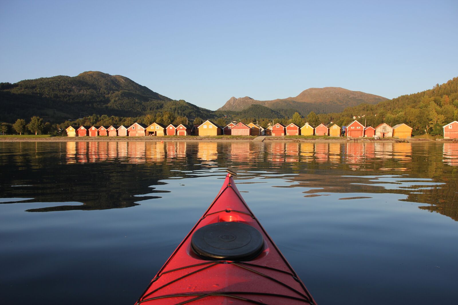 Canon EOS 550D (EOS Rebel T2i / EOS Kiss X4) sample photo. Nature, kayak, paddle photography
